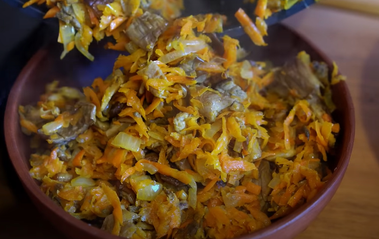 Постные голубцы с картофелем и грибами: древний рецепт известного украинского блюда